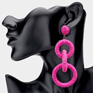 TRIPLE CIRCLE LINK DANGLE EARRINGS